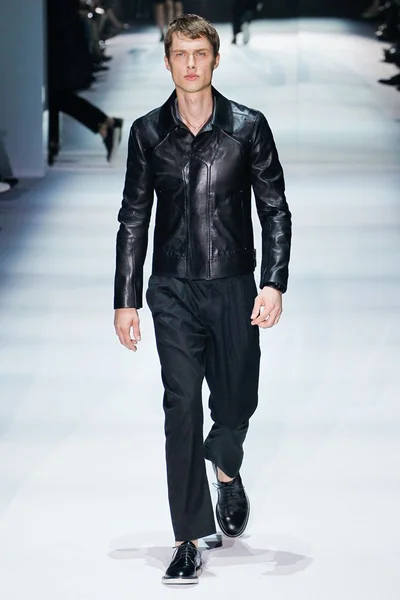 Look 31